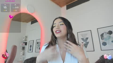 Snapshot of cristal__hot_1 chatting on February 4, 7:07 am Cristal online show from February 4, 7:07 am