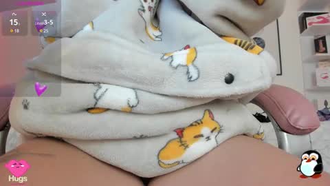 Snapshot of cristal__hot_1 chatting on February 18, 4:04 am Cristal online show from February 18, 4:04 am