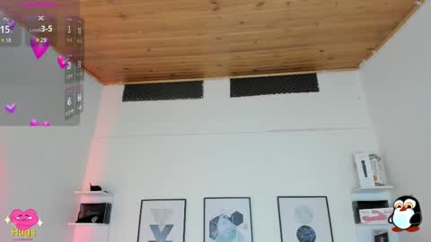 Snapshot of cristal__hot_1 chatting on February 23, 4:07 am Cristal online show from February 23, 4:07 am