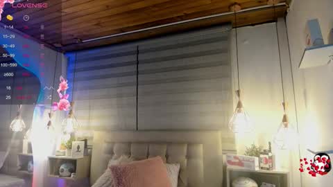 Snapshot of cristal__hot_1 chatting on September 28, 4:07 am Cristal online show from September 28, 4:07 am