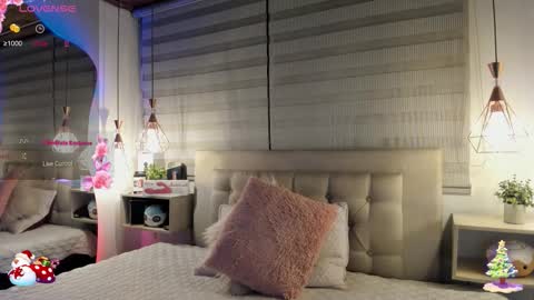 Snapshot of cristal__hot_1 chatting on November 25, 4:45 am Cristal online show from November 25, 4:45 am