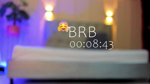 Snapshot of cristal_antoni chatting on January 11, 1:01 pm cristal_antoni online show from January 11, 1:01 pm