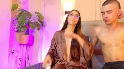 Snapshot of cristal_antoni chatting on November 15, 8:44 am cristal_antoni online show from November 15, 8:44 am