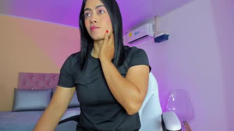 Snapshot of cristal_crossfit chatting on September 29, 10:20 am Cristal online show from September 29, 10:20 am