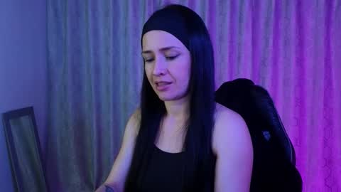  Alejandra from Wednesday to Saturday from 1000 pm to 400 am Colombian hour online show from February 27, 12:10 am