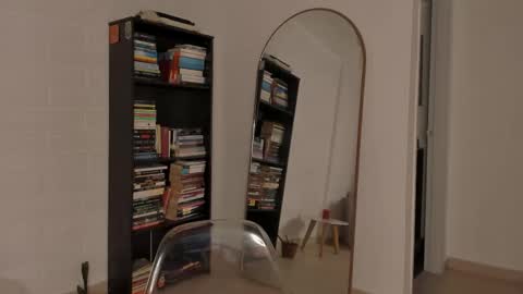 Cristal  online show from February 11, 11:15 am