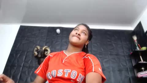 Hanna  online show from March 6, 2:02 pm