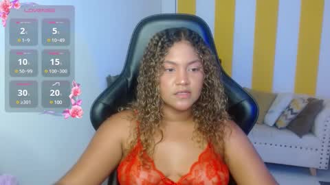 Snapshot of cristal_war chatting on January 30, 12:18 am Cristal online show from January 30, 12:18 am