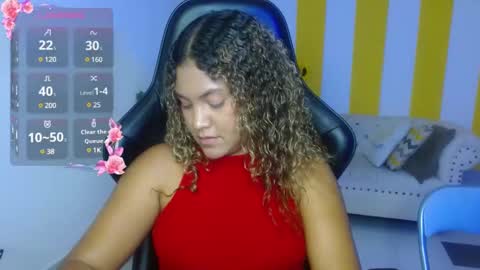 Snapshot of cristal_war chatting on February 5, 12:31 am Cristal online show from February 5, 12:31 am