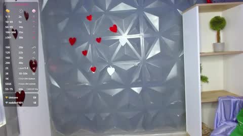 Snapshot of cristal_war chatting on March 1, 2:44 pm Cristal online show from March 1, 2:44 pm