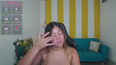 Snapshot of cristal_war chatting on September 27, 9:42 pm Cristal online show from September 27, 9:42 pm