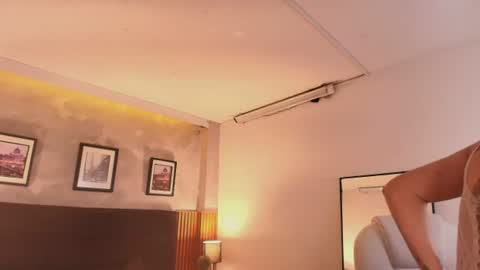 cristalbm_ online show from July 15, 10:26 pm