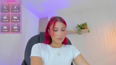 cristalfoxy_ online show from January 12, 7:52 pm