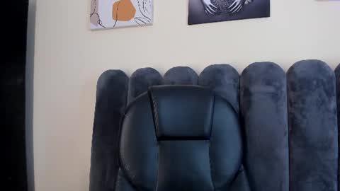 Snapshot of cristalfoxy_ chatting on June 11, 2:53 am cristalfoxy_ online show from June 11, 2:53 am