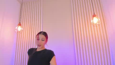 cristalfoxy_ online show from August 1, 8:08 pm