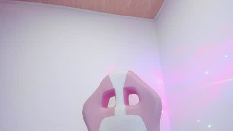 Snapshot of cristall_sweett0 chatting on June 30, 10:22 pm sofia online show from June 30, 10:22 pm