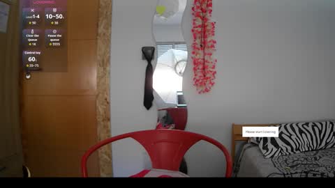   online show from October 5, 12:47 pm