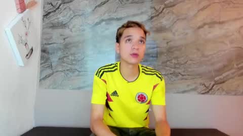 Cristhian online show from October 18, 1:12 pm