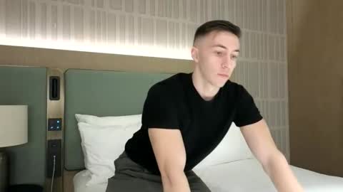 Snapshot of cristianovilla chatting on November 23, 2:28 pm CristianoHailey online show from November 23, 2:28 pm