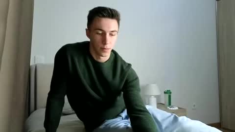 CristianoHailey online show from December 18, 8:04 pm