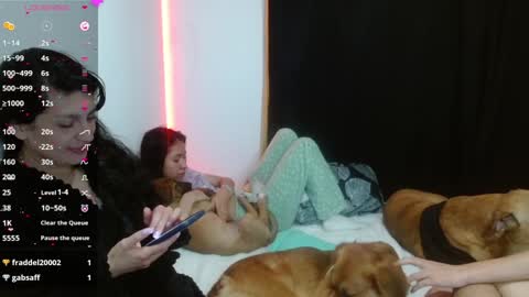 Snapshot of cristina_connor chatting on December 9, 5:18 am Cristina online show from December 9, 5:18 am