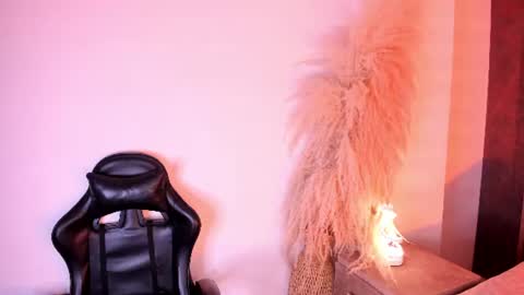 Snapshot of cristinerain chatting on June 30, 5:30 am CristineRain online show from June 30, 5:30 am