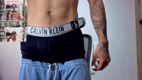 Snapshot of cristopher23_ chatting on November 24, 5:12 pm cristopher23 online show from November 24, 5:12 pm