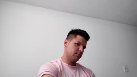 Snapshot of cristopher3042 chatting on February 5, 4:14 pm cristopher3042 online show from February 5, 4:14 pm