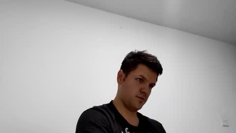 Snapshot of cristopher3042 chatting on February 25, 11:00 pm cristopher3042 online show from February 25, 11:00 pm