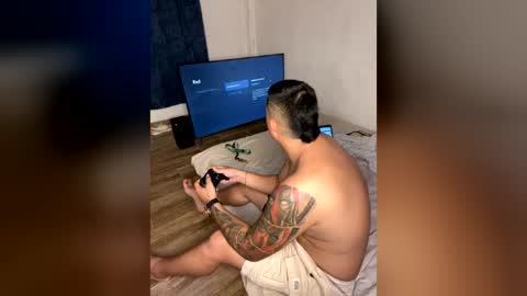 Snapshot of cristopher_011 chatting on July 31, 11:37 pm cristopher_011 online show from July 31, 11:37 pm