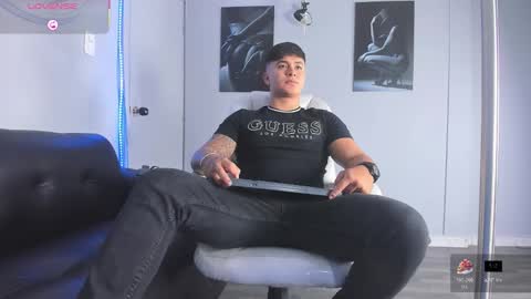 Cristopher online show from February 9, 1:48 pm