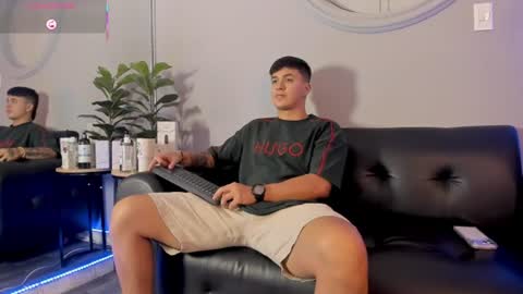 Snapshot of cristopher_strong chatting on July 12, 1:46 pm Cristopher online show from July 12, 1:46 pm