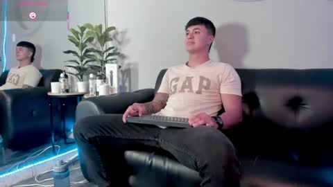 Snapshot of cristopher_strong chatting on July 27, 2:02 pm Cristopher online show from July 27, 2:02 pm