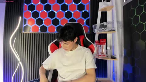 Cristopher  online show from April 27, 8:29 pm