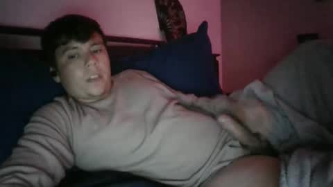 Snapshot of crisx3585 chatting on September 29, 3:00 am crisx3585 online show from September 29, 3:00 am