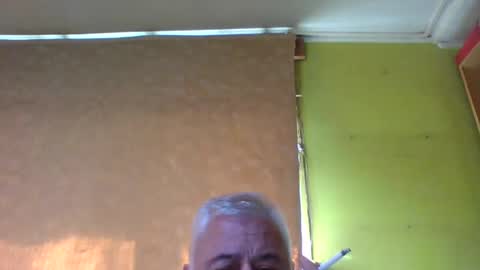 Snapshot of crmperez chatting on September 25, 7:06 pm crmperez online show from September 25, 7:06 pm