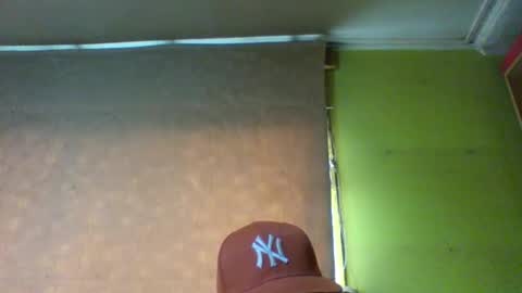 Snapshot of crmperez chatting on October 5, 8:29 pm crmperez online show from October 5, 8:29 pm