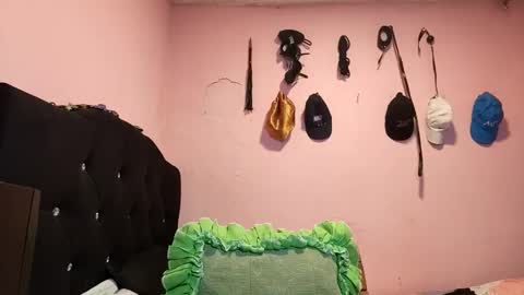 cronos_hot_888 online show from March 4, 10:27 pm