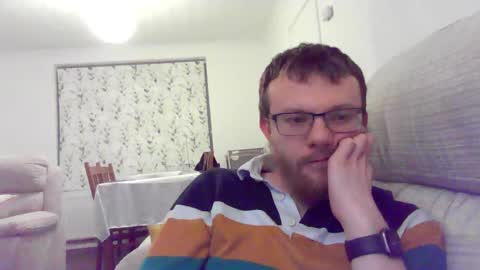 Snapshot of cropper4fun chatting on January 5, 9:57 pm Cropper online show from January 5, 9:57 pm