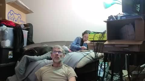 Crownandkat online show from February 4, 7:58 am