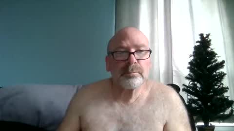 Snapshot of cruising_guy chatting on May 13, 12:24 pm fun guy online show from May 13, 12:24 pm