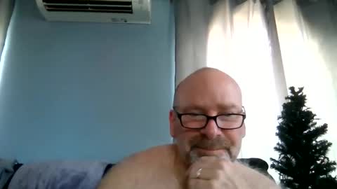 Snapshot of cruising_guy chatting on June 5, 1:17 pm fun guy online show from June 5, 1:17 pm