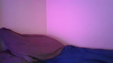 Snapshot of crush380 chatting on January 13, 2:39 am Crush380 online show from January 13, 2:39 am