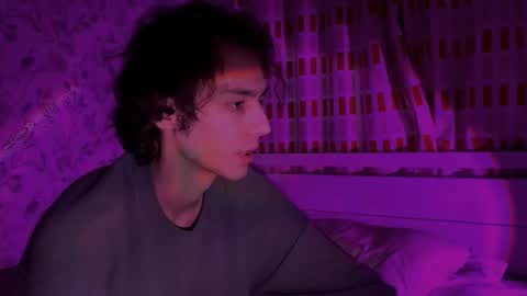 crybae0 online show from March 9, 12:14 am