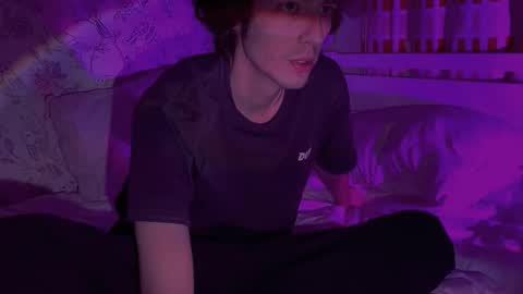 crybae0 online show from March 11, 1:22 am