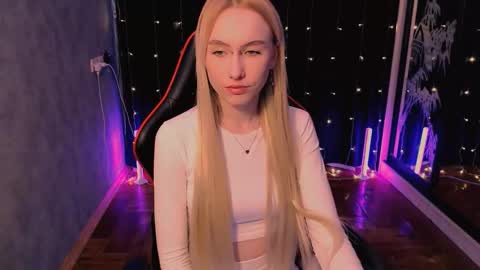 crybambi online show from March 13, 7:15 am