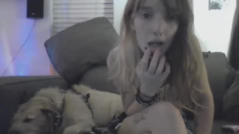 kybaby online show from December 11, 1:47 am