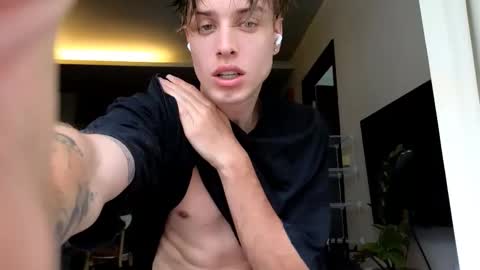 Snapshot of cryptongood chatting on November 22, 4:55 am Lin inst lingoodyy online show from November 22, 4:55 am