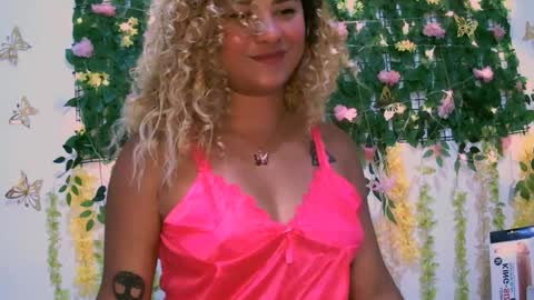 Snapshot of crysrus chatting on January 17, 10:34 pm crysrus online show from January 17, 10:34 pm