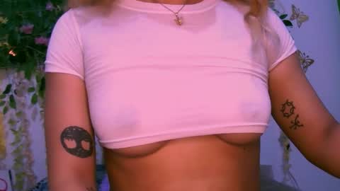 crysrus online show from January 6, 8:34 pm